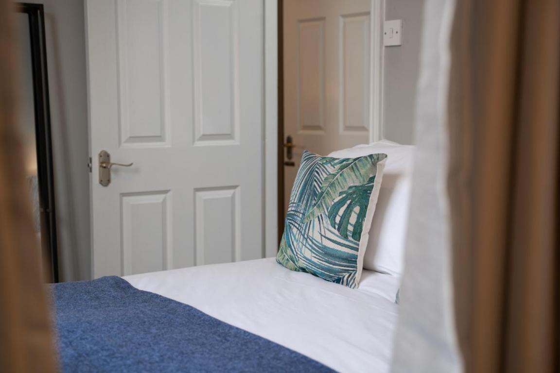 Perfectly Located Central Chester Town House -2Br Zewnętrze zdjęcie